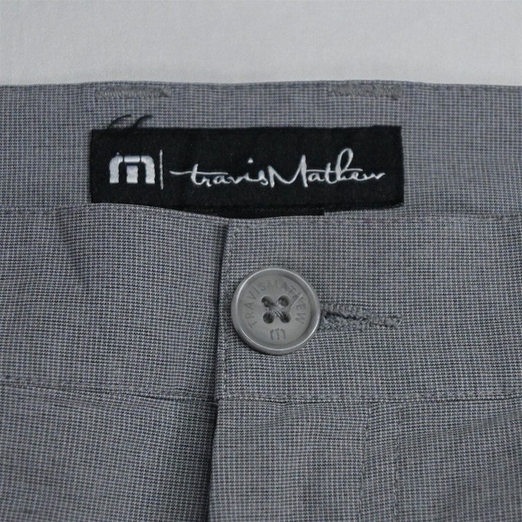 Travis Mathew 38 x 10" Light Gray Stripe Beck Tech Stretch Golf Shorts - Picture 3 of 7